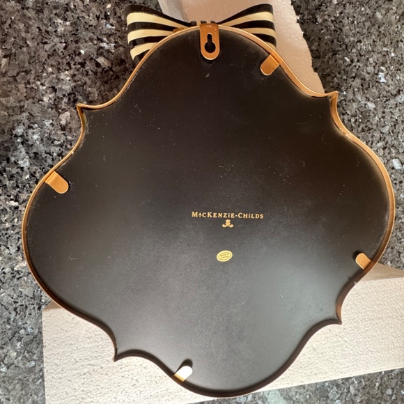 Retired  Mackenzie Pretty as a Bow Accent Wall Mirror Childs New Not Displayed - Picture 6 of 8